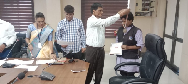 PSY Meritorious honor in Rewa Collector